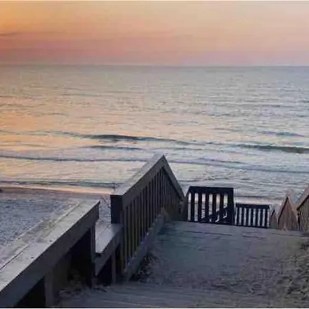 Nad Morzem Przy Klifie Debina Debina (Ustka)