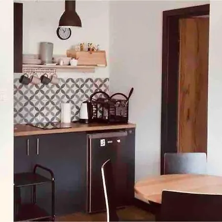 Nad Morzem Przy Klifie Debina Appartamento *