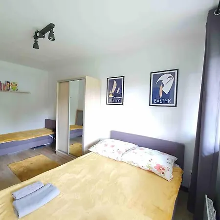 Nad Morzem Przy Klifie Debina