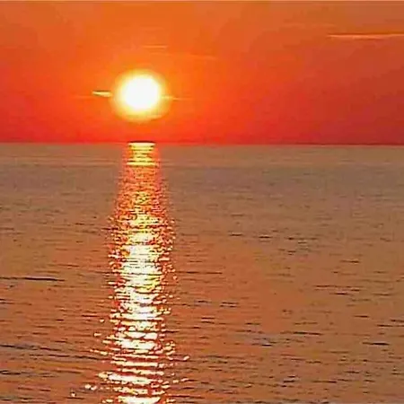 Nad Morzem Przy Klifie Debina Appartamento