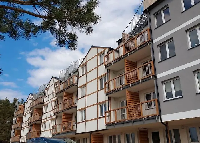 Nad Morzem Przy Klifie Debina *