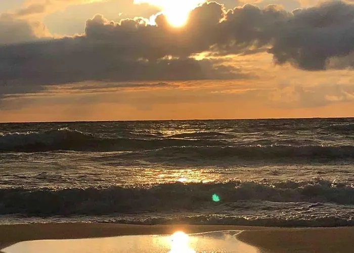 Nad Morzem Przy Klifie Debina